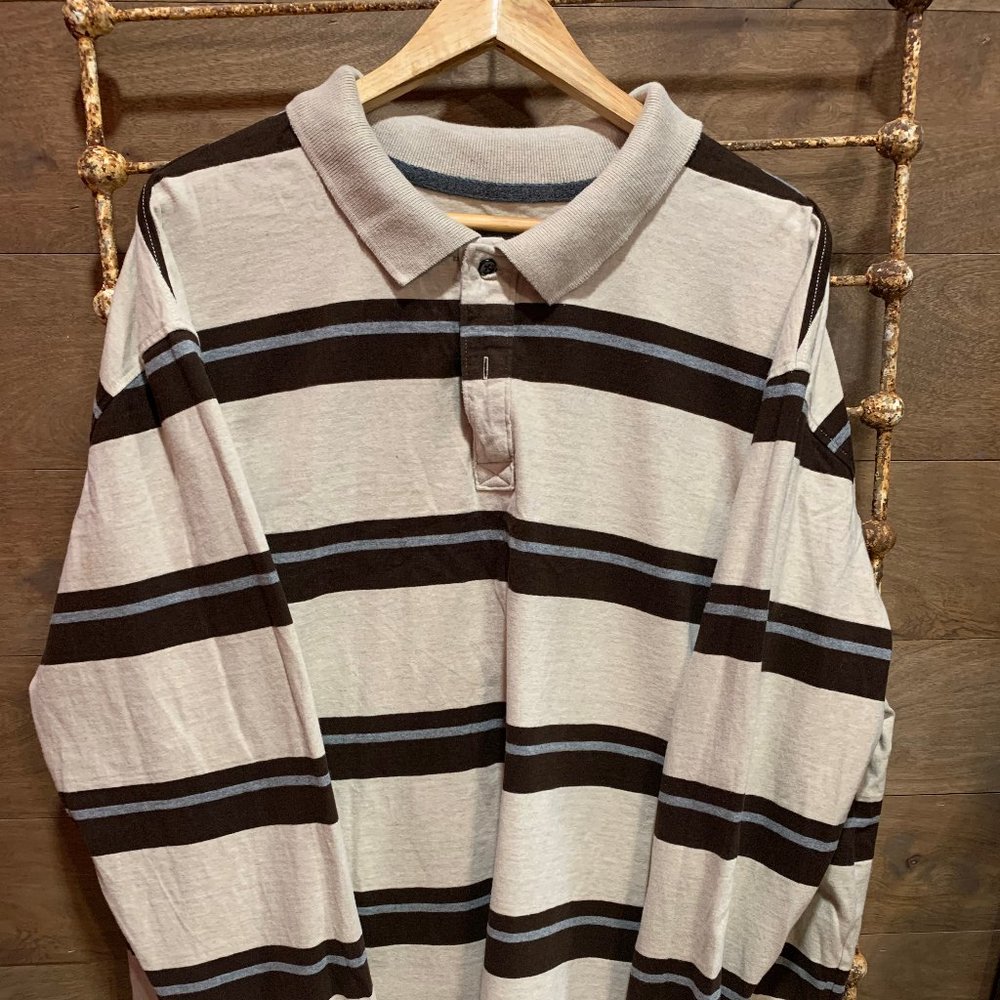 Men's St Johns Bay button down collar shirt